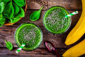 Spinach and flax shake