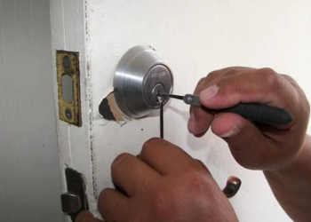 10 Tips to Choose a Professional Locksmith