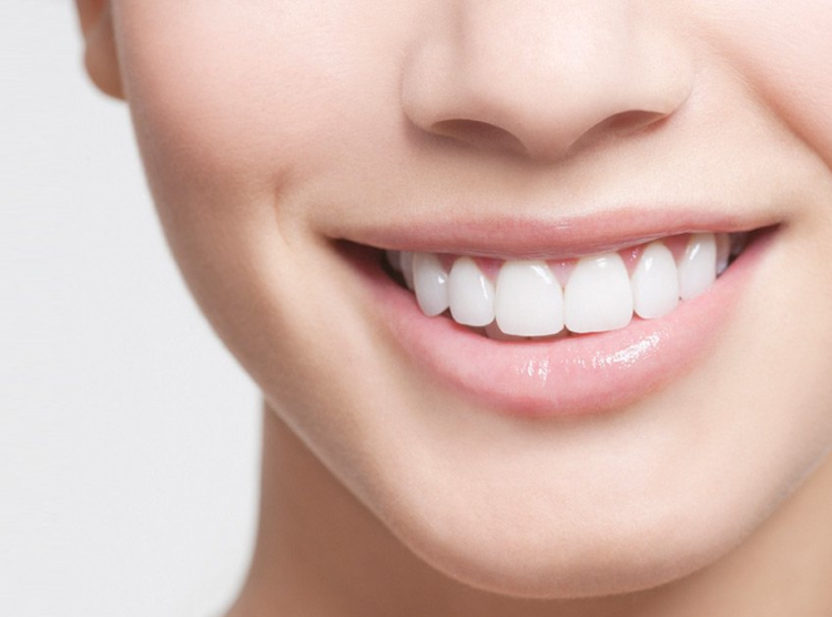 Implants and Invisalign: Enhancing Your Smile Transformation