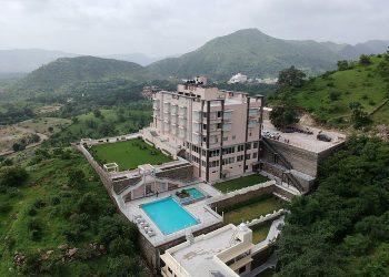 Reason To Stay In Mountain Valley Resort