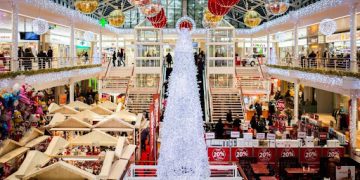 10 Strategies for Festive Branding on Social Media Platforms