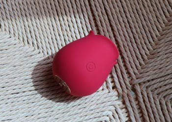 How to Use Inya Rose Toy: A Comprehensive Guide