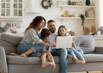 Do Postpaid Family Plans Actually Provide More Value? Let’s Find Out